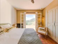 Villa in Cavalaire with Sea View & Pool