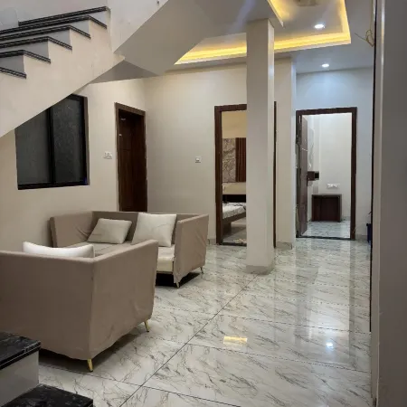Hotel Shree Gajanand Palace