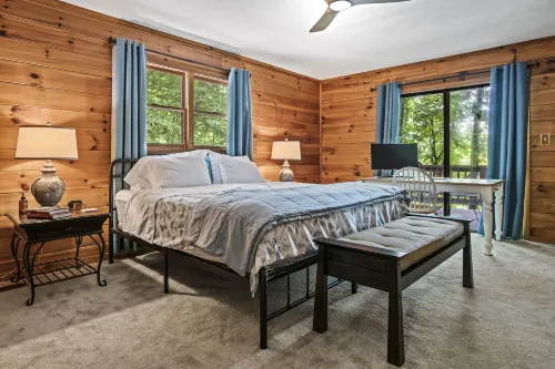 Dogwood Cabin w/ Dock!