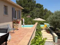 Villa in Caunes-Minervois with Private Pool - Huvilat