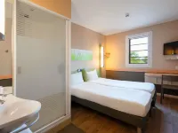 Ibis Budget Manosque Cadarache Hotels in Sainte-Tulle