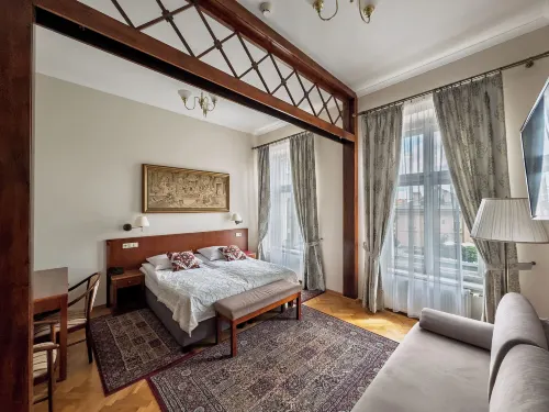 Hotel Polonia - 3-Star