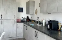 1 Bed - Sleeps 4 - Parking Pets Wifi