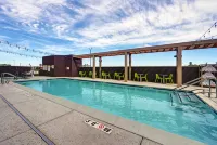 Home2 Suites by Hilton Tracy - Pools