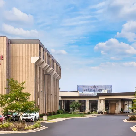 Crowne Plaza Milwaukee Airport by IHG