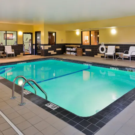 Holiday Inn Express & Suites TOPEKA WEST I-70 WANAMAKER by IHG