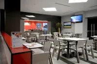 Holiday Inn Express PACHUCA by IHG - Breakfast