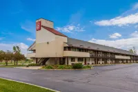 Red Roof Inn Saginaw - Frankenmuth Hotels in Bridgeport