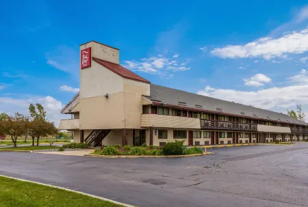 Red Roof Inn Saginaw - Frankenmuth Отели в г. Бриджпорт чартер Тауншип