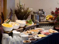 Mercure Queenstown Resort - breakfast