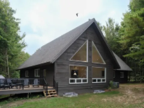 Luxury Waterfront Home in Suttons Bay