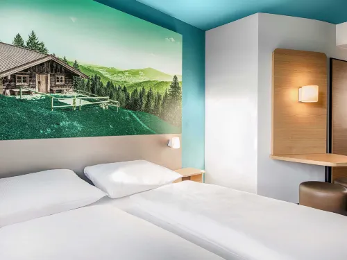 B&B HOTEL München-Putzbrunn - 2 звезды