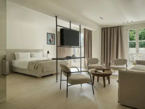 Doryssa Theorem Hotel