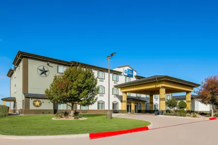 Best Western South Plains Inn  Suites