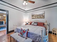 Burgaw House w/ Large Covered Porch & Swing! Hotels in Pender County