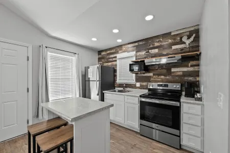 "Cottonwood" Cottage Reidsville Georgia