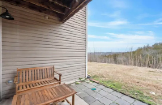 Woodlands Getaway - the Very Best of Branson! Downstairs Unit - 17 Stairs