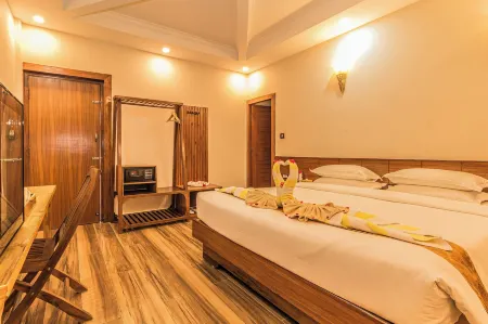 Munal and Mayur Resort Отели в г. Kabilas