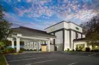 Wingate by Wyndham Buckhannon Hotels in Buckhannon