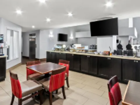 Comfort Inn & Suites Surprise Near Sun City West Hotels in Surprise