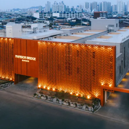 Gunsan Mansion Bridge Hotel