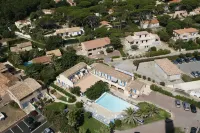 Hôtel la Nartelle - parking