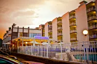 أيكونا دايمند بيتش فنادق في Lower Township