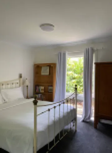 Govetts Leap lookout cottage with sauna