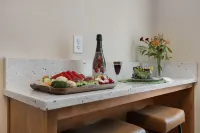 Kleines Hauschen - Cozy Hideaway 6 min to Downtown