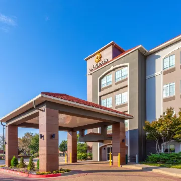 La Quinta Inn & Suites by Wyndham Oklahoma City - Moore