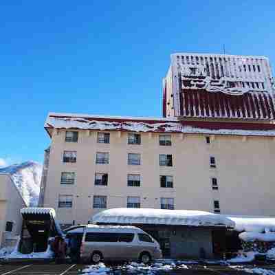 湯沢ニューオータニ Hotel Exterior