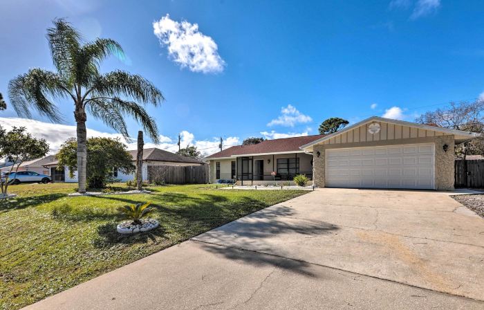 Outdoor Retreat in Edgewater w/ Private Pool