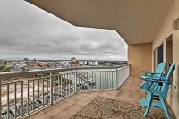 Beachfront Destin Condo w/ Pool & Harbor View! - Condos