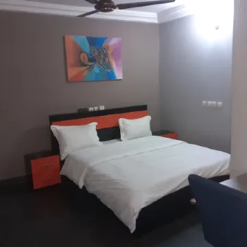 Room in Guest Room - Royal Blue Guest House Bar