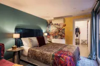 The Empress Direct Access Carlton Gardens - balcony