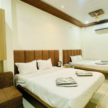 Hotel Shivay Palace