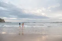 Barlings Beach Holiday Park Hotels in Broulee