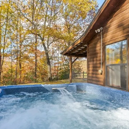 Beautiful Mountain Views with Outdoor Hot Tub & Indoor Whirl Pool!