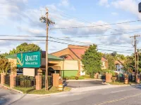 Quality Inn & Suites Coliseum Hotels near Greensboro Coliseum