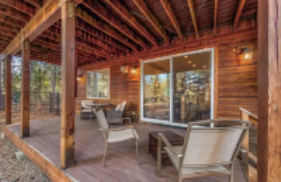 Fully Remodeled Tahoe Retreat with Game Room and Hot Tub
