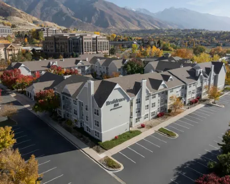 Residence Inn Salt Lake City Cottonwood ホラデイのホテル