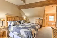 Keystone Condo on Golf Course w/ Mountain View - parking