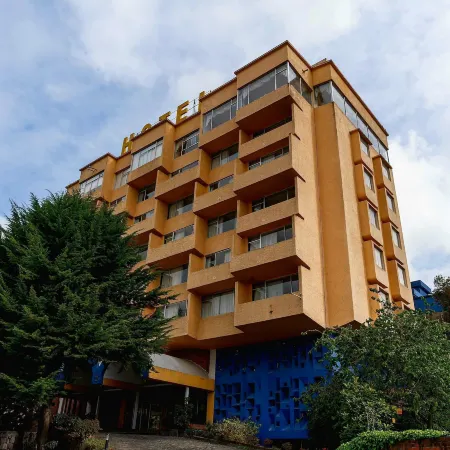 Hotel Savoy Inn