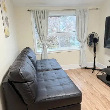 Cozy Duplex 2nd floor suite