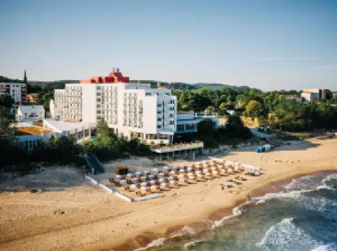 緬濟茲德羅耶波羅的海琥珀溫德姆維也納之家飯店