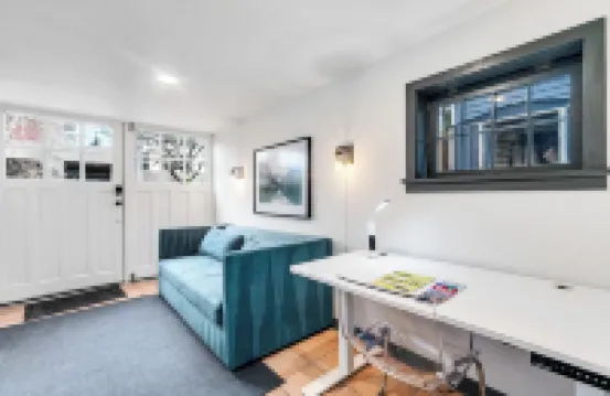Montlake Studio in Spite House