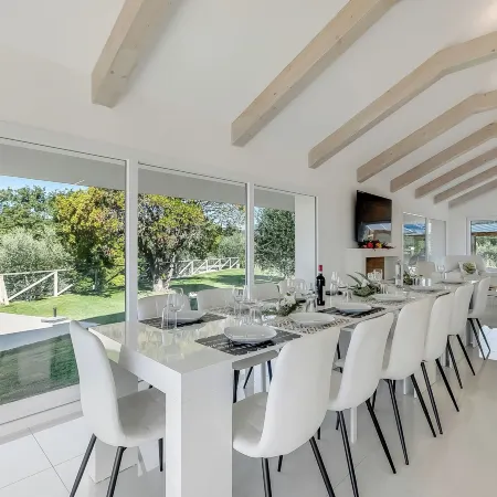 Villa Chimera White 16 with Pool & Gym