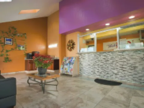 Welcome Inn Corona Hotels in Corona