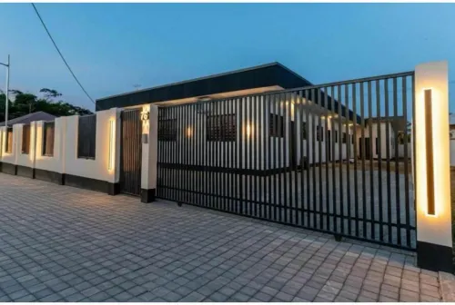 ELY Housing Full AC Apartment - Homestays