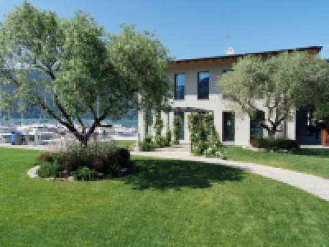 Lago Dorato Marina Lodge - Lakefront Hotéis em Colico